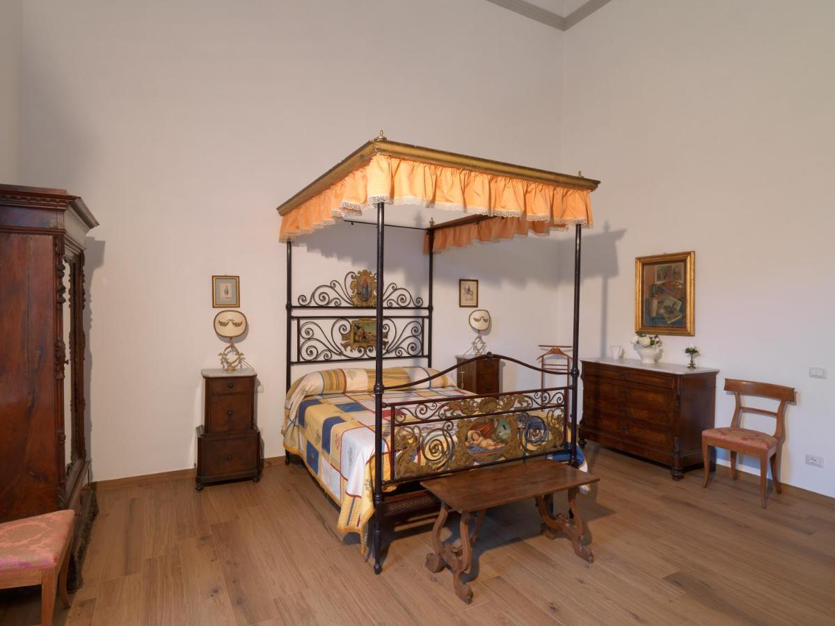 Giardino D'Azeglio Locazione Turistica Appartement Florence Buitenkant foto